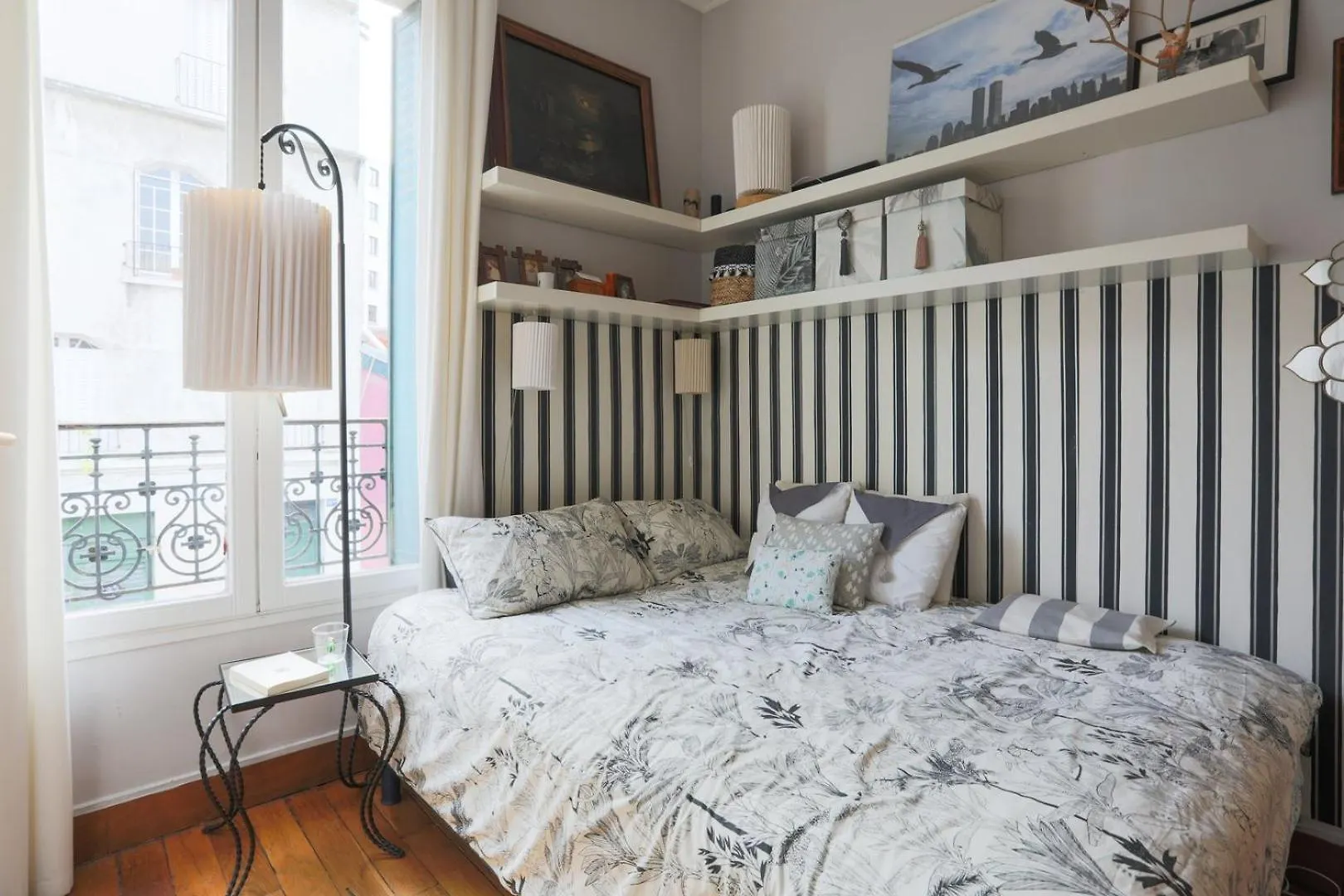 The Iris - Cosy Spacious House & Terrace Paris